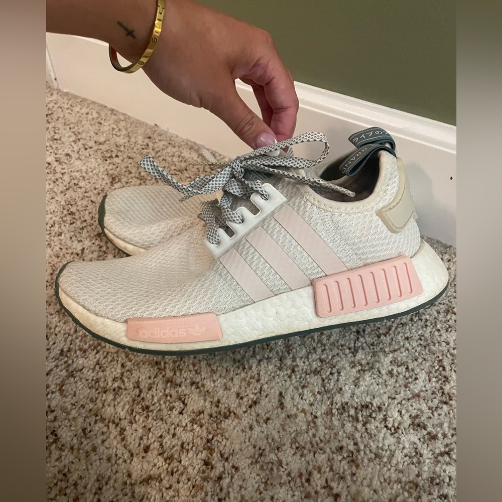 Adidas boost tennis shoes